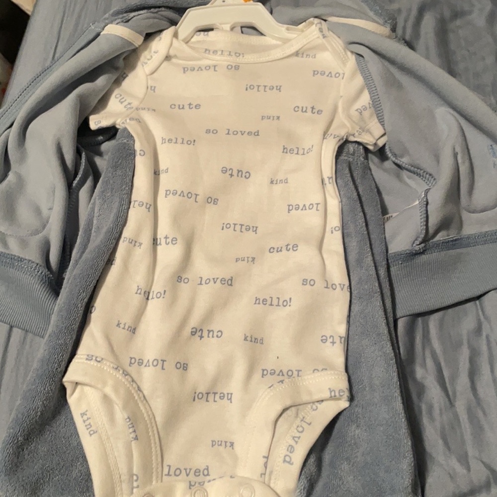 Pj set - Picture 2 of 3